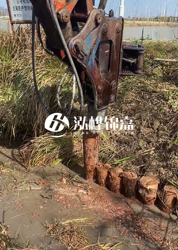 松木樁施工雙排支護(hù)樁和單排支護(hù)樁的區(qū)別？什么時(shí)候采用雙排？