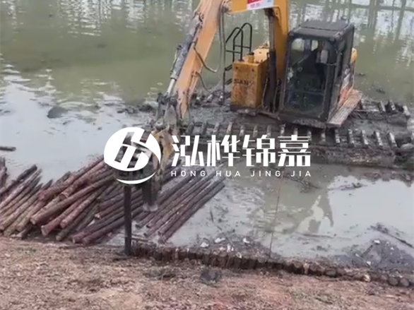 怎么選擇靠譜的松木樁施工隊 - 水上打松木樁聯(lián)系電話多少？