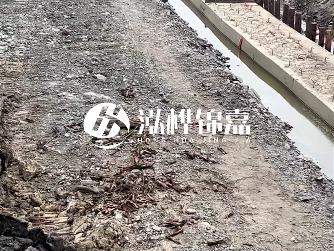 打樁木的用途是什么？河道打木樁好還是水泥樁好？